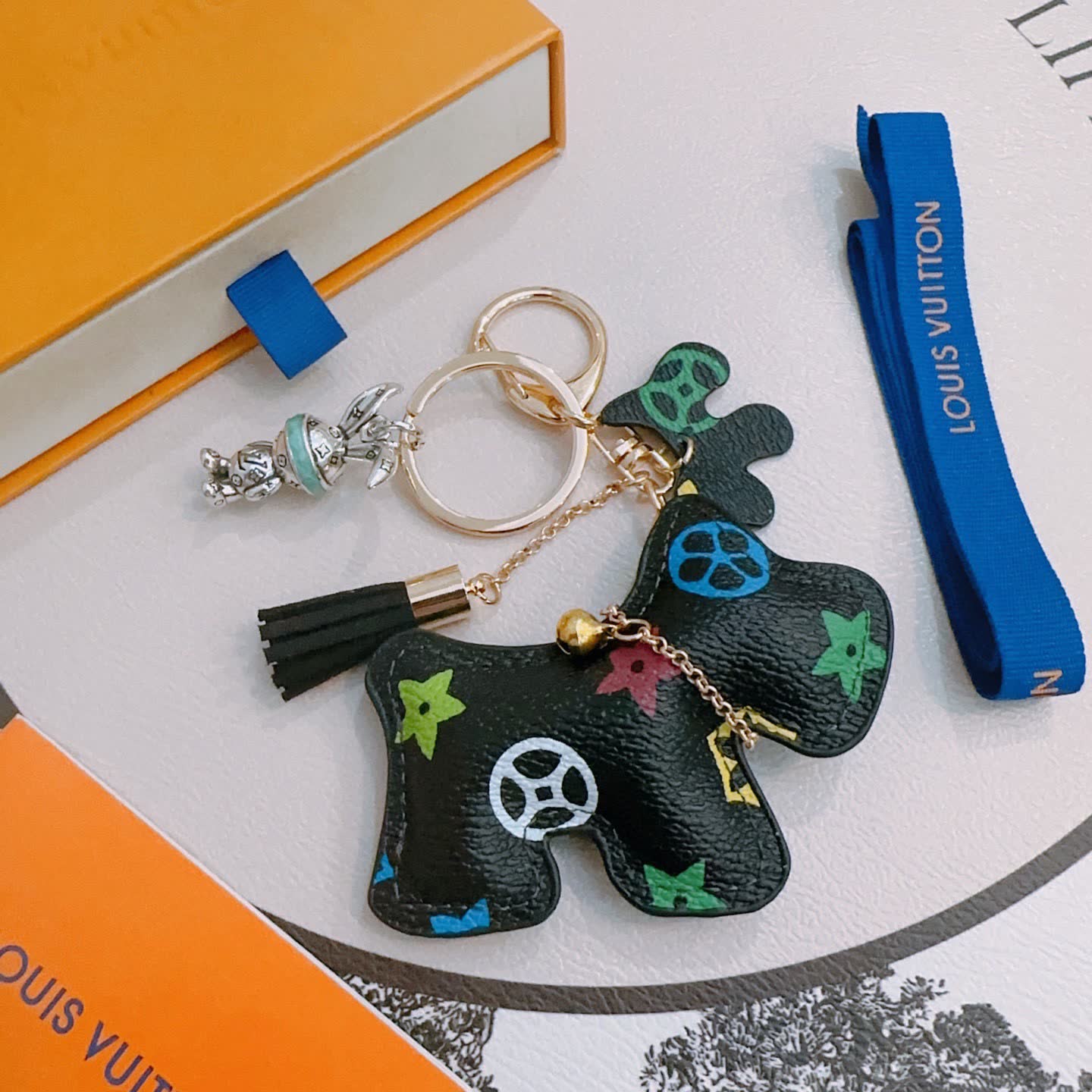 Louis Vuitton Monogram Multicolore M65158 Keychain Louis Vuitton Monogram Multicolore M65158 Keychain